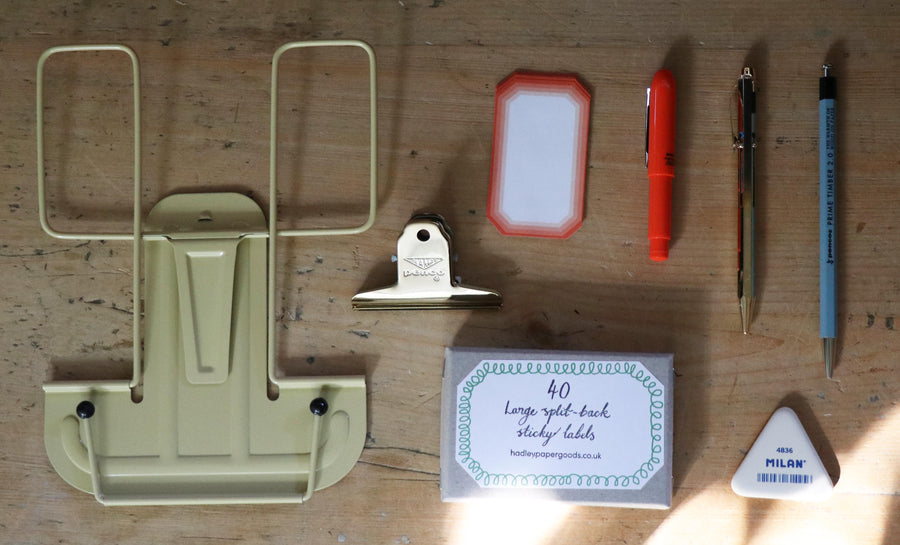 Adjustable Bookstand